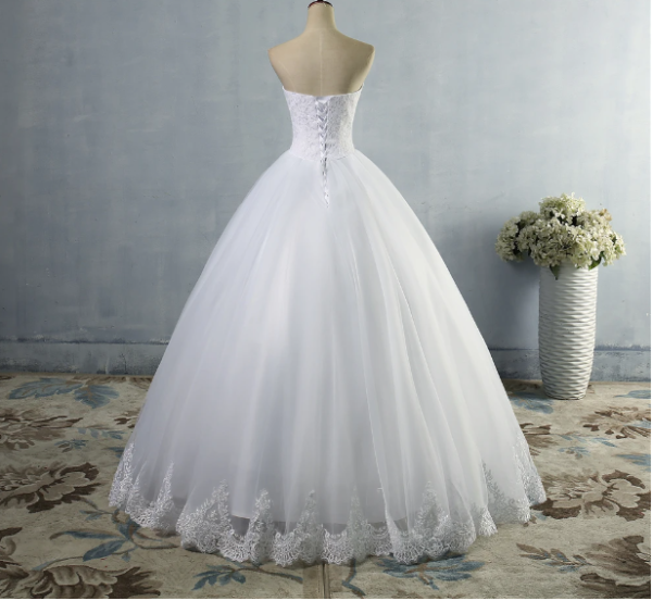 T25- Kant Prinses Trouwjurk / Elegant bruidsjurk - Image 2